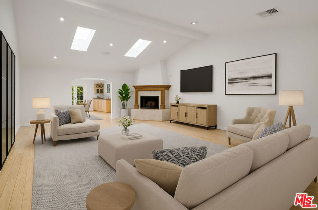 8760 White Oak Avenue, Sherwood Forest CA: https://media.crmls.org/mediaz/88182c7e-accf-4f98-9493-50ab69571e6f.jpg