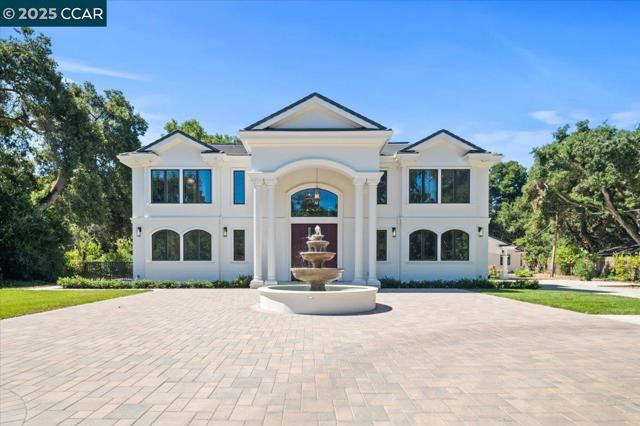 74 Middlefield Rd, Atherton CA: https://media.crmls.org/mediaz/881865c9-4cf3-46ee-b637-2d49ceb4963a.jpg