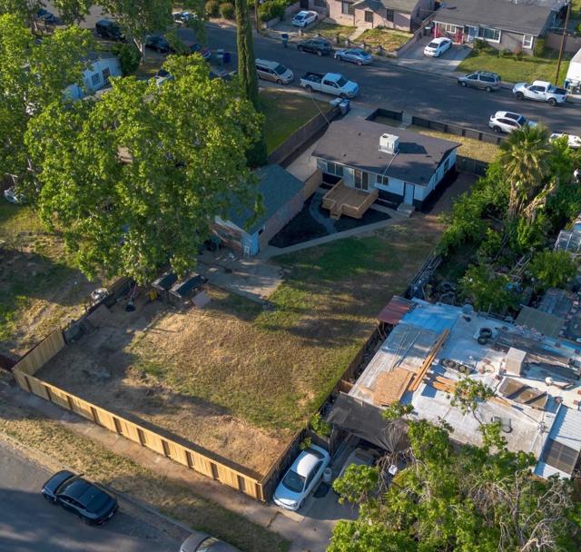 1590 Dale Avenue, Merced CA: https://media.crmls.org/mediaz/8818ac5d-0802-4860-b38b-a923eb0ed2ce.jpg