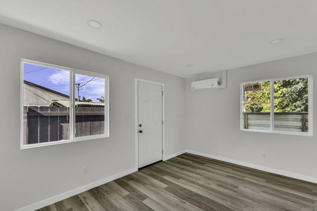 Detail Gallery Image 5 of 25 For 2031 E Ave, National City,  CA 91950 - 3 Beds | 2 Baths