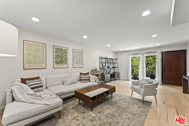 10854 Morrison Street, North Hollywood CA: https://media.crmls.org/mediaz/881943cb-d024-4d2e-9191-baa101456f8c.jpg