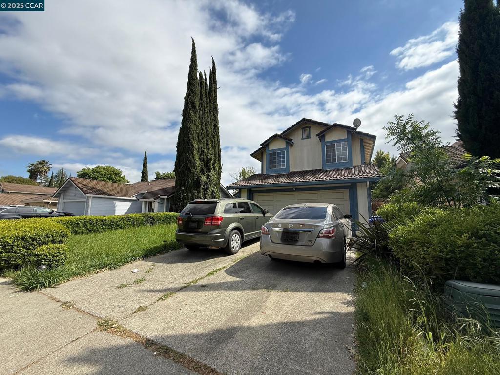 2167 Woolner Ave