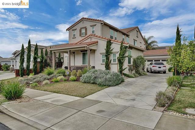 1683 Oakville Ct Brentwood, California This lovely 5 bed & 3 full bath Standard Pacific home with just over 3,000 sq ft of living space has a fantastic court location and a short walk to Mary Casey Black Elementary School, the area dog park, and walking/bike trails. This home is conveniently located near shopping, public transportation, public schools, one mile from Brentwood's beautiful downtown experience, restaurants, the Delta waterways and so much more. All information and images should be independently reviewed and verified for accuracy.