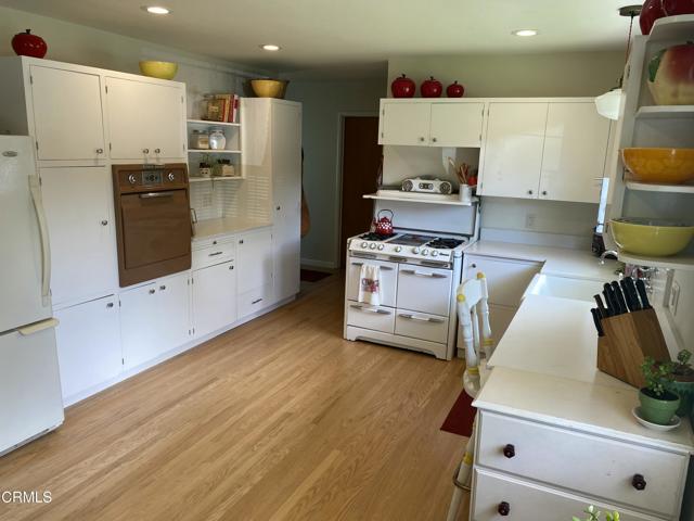 31400 Sherwood Road, Fort Bragg CA: https://media.crmls.org/mediaz/881bddea-7f9a-4e92-8b5e-ca86703e6043.jpg