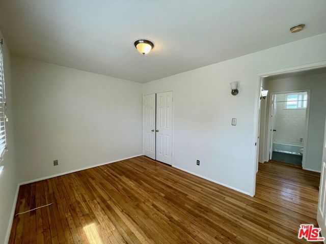 5954 W 85Th Place, Los Angeles CA: https://media.crmls.org/mediaz/881c4201-5ea3-4ef8-a38e-ec3c4541e144.jpg