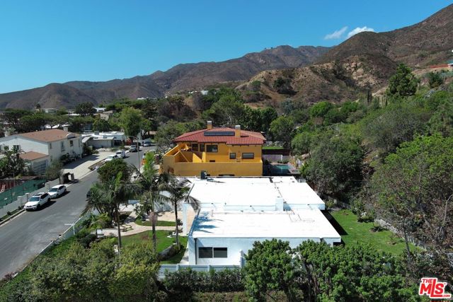 Drew Fenton | 18073 Sandy Cape Drive Pacific Palisades CA | MLS: 7432418