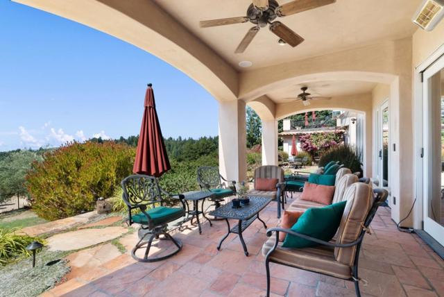 2053 Weston Road, Scotts Valley CA: https://media.crmls.org/mediaz/881cafbc-626c-4fdb-9f44-4bc6c1a698c5.jpg