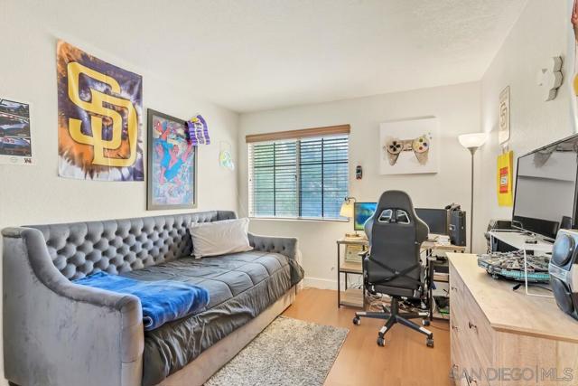 9410 Brian Way, El Cajon CA: https://media.crmls.org/mediaz/881d8782-3910-4294-aeaf-482cae479114.jpg