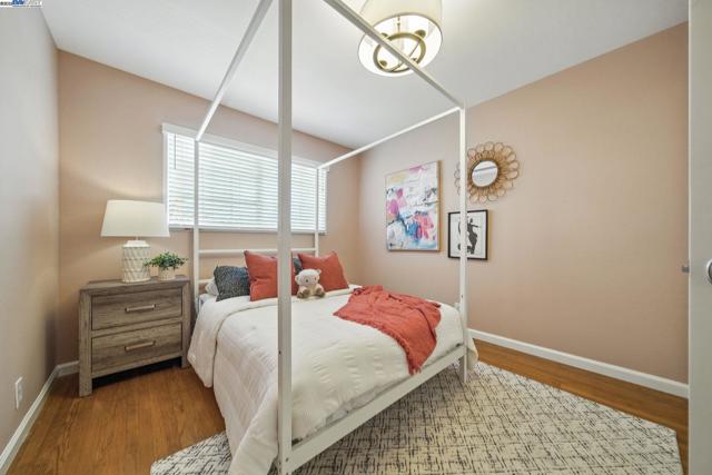 420 Camden Rd, Alameda CA: https://media.crmls.org/mediaz/881da68c-eb96-4ae8-9c01-f62ae02d4485.jpg