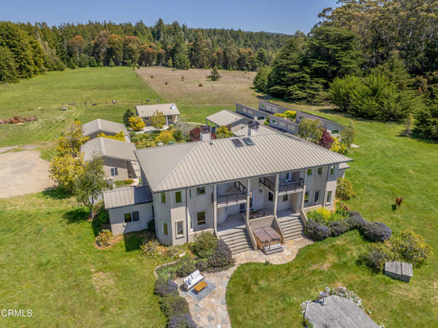 28651 S Highway 1, Point Arena CA: https://media.crmls.org/mediaz/881e2627-9486-4dbe-9c83-3b5aab035431.jpg