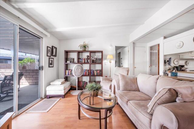 32857 Bloomfield Avenue, Thousand Palms CA: https://media.crmls.org/mediaz/881f7ab9-0857-415f-a597-1475b75f6947.jpg