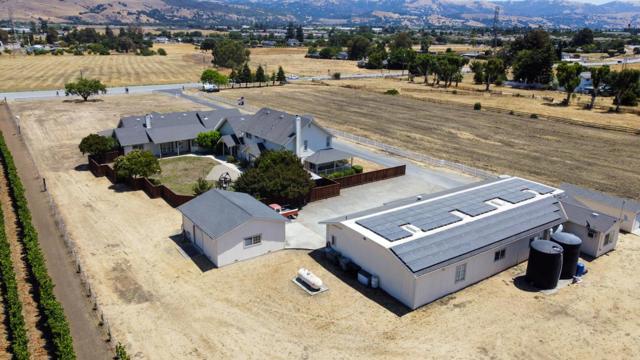 19715 Hale Avenue, Morgan Hill CA: https://media.crmls.org/mediaz/881f8ded-1b94-4da0-92a3-ce0abcf162b7.jpg