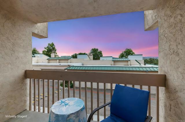 Detail Gallery Image 32 of 56 For 694 Ascot Dr, Vista,  CA 92083 - 3 Beds | 2/1 Baths