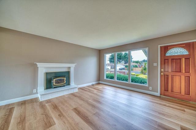 820 Linda Mar Boulevard, Pacifica CA: https://media.crmls.org/mediaz/8822a395-d7eb-406c-85d7-e3f07803aaea.jpg