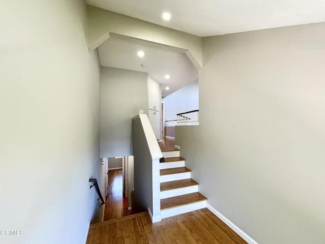 4987 Sullivan Street, Ventura CA: https://media.crmls.org/mediaz/8822fd5d-1f2d-456e-9024-ff432ea408d3.jpg