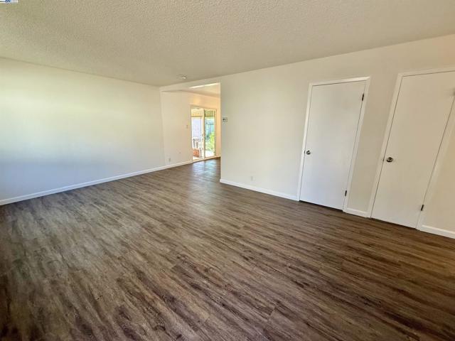 809 Coburn Ct, San Leandro CA: https://media.crmls.org/mediaz/88231268-f6e3-4232-b2be-21681d64fc91.jpg
