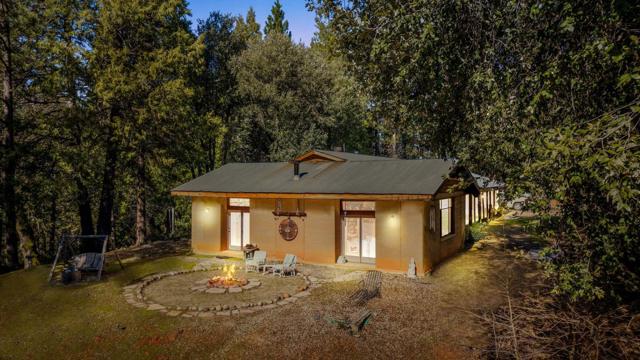 17533 Humbug Creek Road, Glencoe CA: https://media.crmls.org/mediaz/8823800b-7542-4ba7-9099-ebde84a48085.jpg