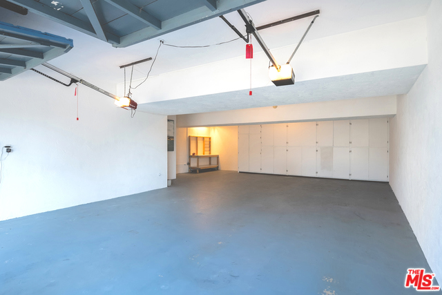 Private Garage