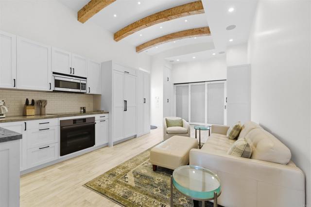 Detail Gallery Image 41 of 60 For 1615 Ocean Front St, San Diego,  CA 92107 - 2 Beds | 2 Baths