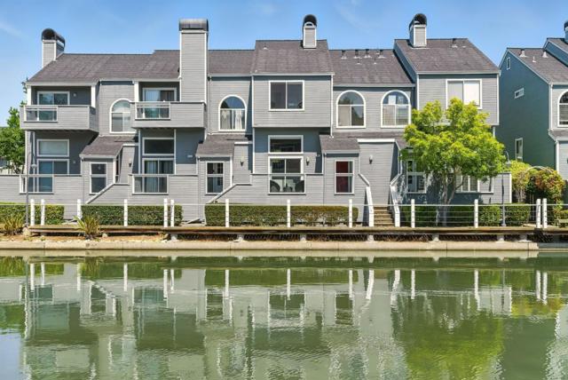 830 Portwalk Place, Redwood City CA: https://media.crmls.org/mediaz/88265024-49ca-45d5-bd35-5e2fc7cfc5d5.jpg