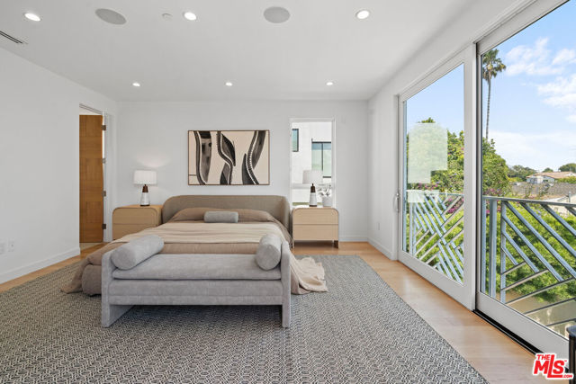 11622 Charnock Road, Los Angeles CA: https://media.crmls.org/mediaz/8826e93b-f075-4fd0-8c83-41025fe49de5.jpg