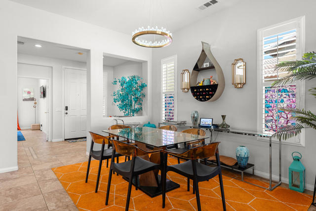 84340 Acqua Court, Indio CA: https://media.crmls.org/mediaz/88274660-823f-4820-8f64-3e64f28453db.jpg