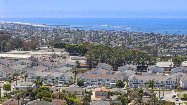 2402 Channel Drive, Ventura CA: https://media.crmls.org/mediaz/8827fc84-cf6a-4eb9-b574-d6f16e03a5ae.jpg