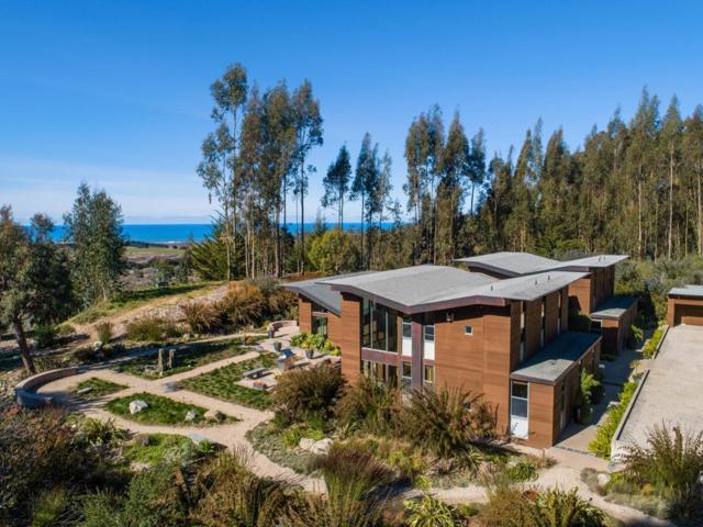 2050 Green Oaks Way, Pescadero CA: https://media.crmls.org/mediaz/882ab5a4-5d93-4c49-8366-d6784582b1da.jpg