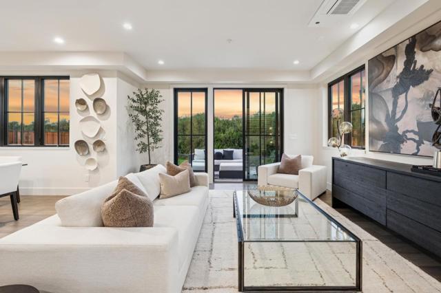 587 Creekside Court, Half Moon Bay CA: https://media.crmls.org/mediaz/882ac560-6ce2-4a1f-b8bb-fa41bdb38ee5.jpg