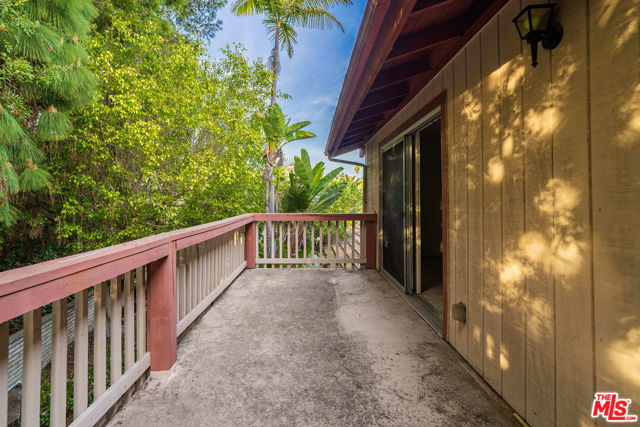 343 Santa Helena, Solana Beach CA: https://media.crmls.org/mediaz/882ada51-415d-445b-97ae-da9f1ede0f53.jpg