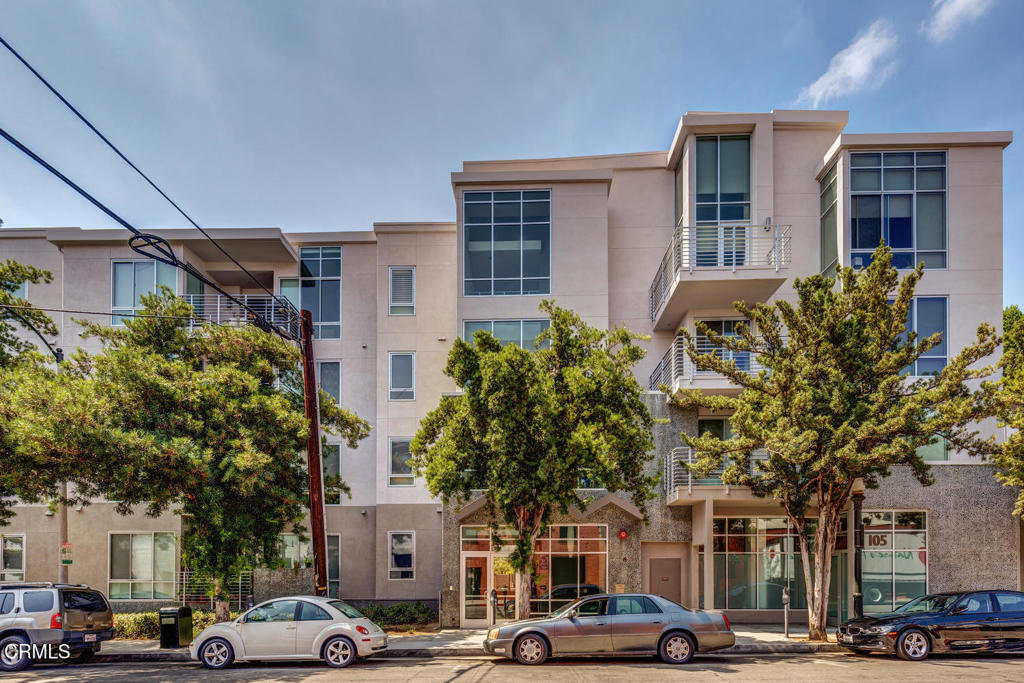111 S De Lacey Avenue #204