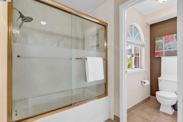 5473 Rainflower Dr, Livermore CA: https://media.crmls.org/mediaz/882c6762-f0fe-420d-9497-efabca530963.jpg