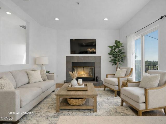 1300 Blue Hill Road, Los Angeles CA: https://media.crmls.org/mediaz/882ebad6-d381-49fa-a8a8-158f53522dfd.jpg