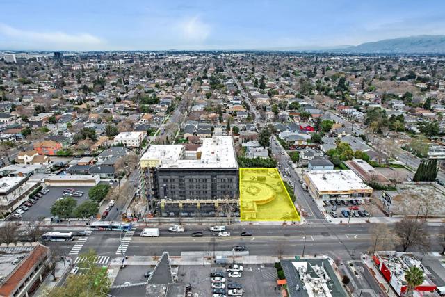 535 E Santa Clara Street, San Jose CA: https://media.crmls.org/mediaz/882f640b-c30c-43ed-b780-b46f2f11877c.jpg