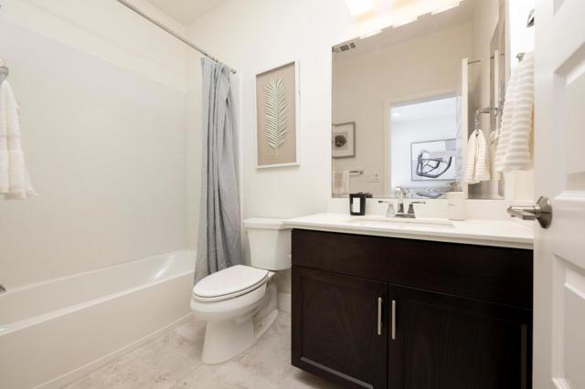 373 Derby Avenue, San Mateo CA: https://media.crmls.org/mediaz/882fa847-c6c5-4b33-b636-e60d3fe43775.jpg