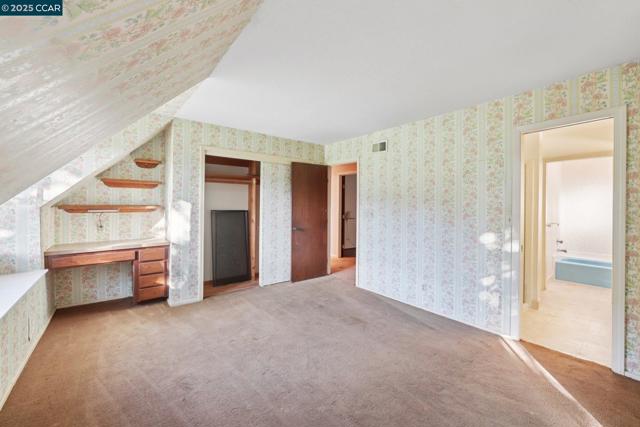 58 Saint Andrews Ln, Alamo CA: https://media.crmls.org/mediaz/88339327-a45a-4cee-9b1d-39c8e13e299d.jpg