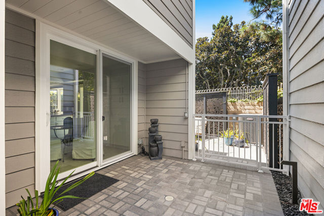 13082 Mindanao Way, 11 photo 11