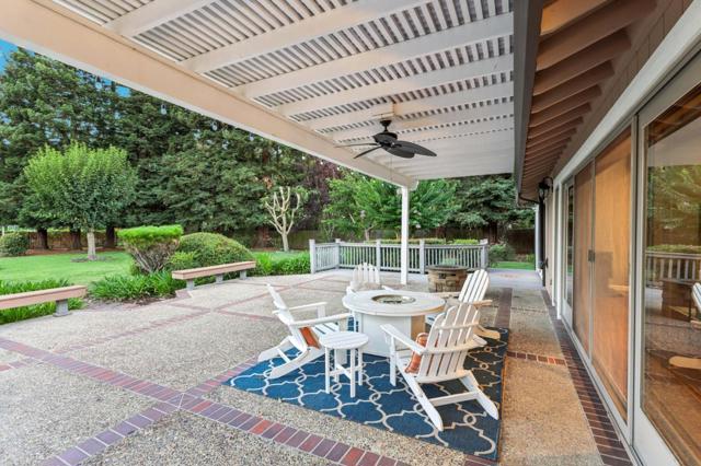 2150 Green Acres Lane, Morgan Hill CA: https://media.crmls.org/mediaz/88343873-5c3d-4d7e-9ccf-0db3a84bb7cc.jpg