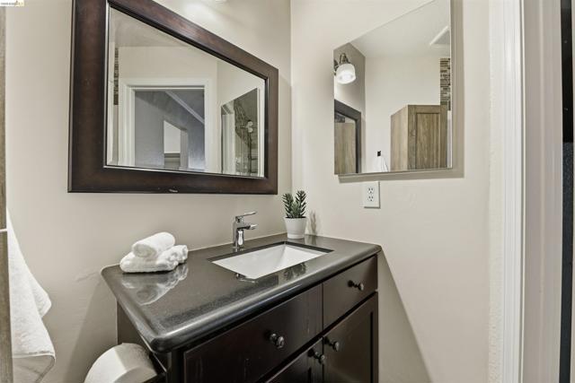 Image 15 of 38 For 535 Pierce 5203