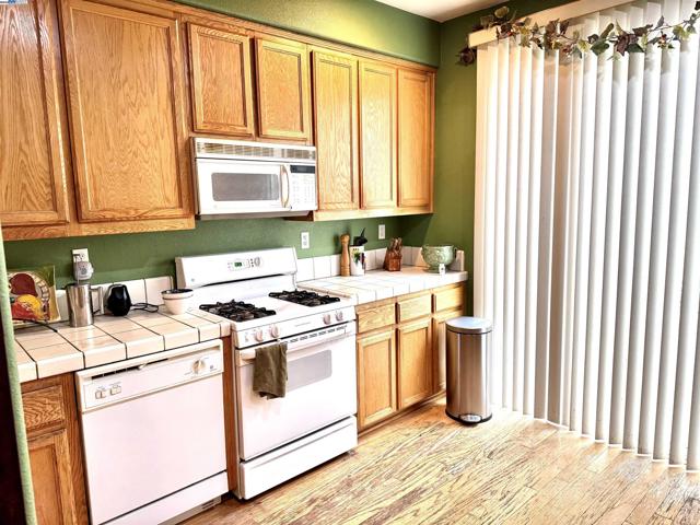 1012 Baltusrol Rd, Livermore CA: https://media.crmls.org/mediaz/88355c5a-653a-4205-8bfd-8f2b7af38de5.jpg