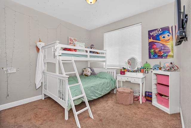 2040 Edwards Street, Los Banos CA: https://media.crmls.org/mediaz/8835ec9b-c520-4d76-8fd7-740d9e62b8f5.jpg