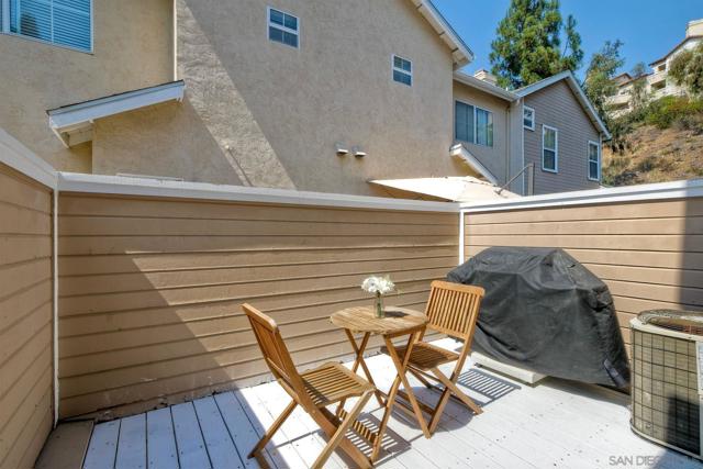 9960 Scripps Vista Way, San Diego CA: https://media.crmls.org/mediaz/883692dc-734f-43aa-9066-d17a9728492d.jpg