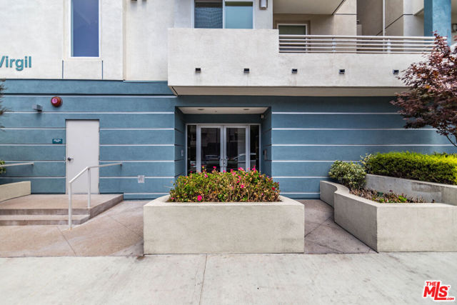 436 S Virgil Avenue, Los Angeles CA: https://media.crmls.org/mediaz/8837cd69-e4bd-4543-b5c7-20aca10b68ad.jpg