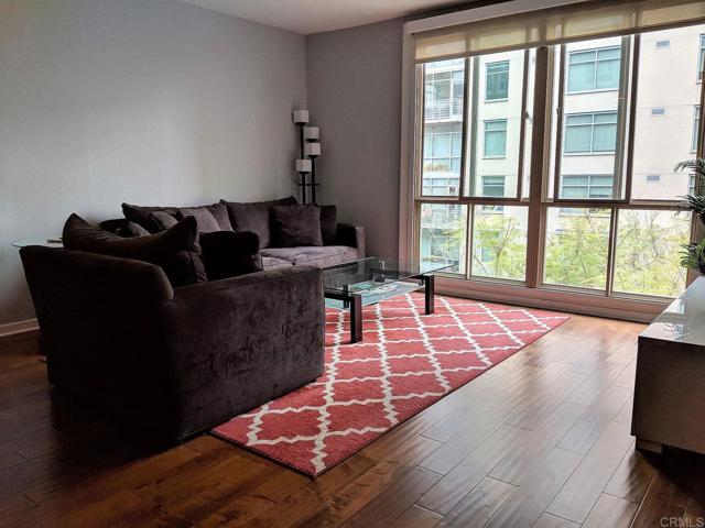 1501 Front Street, San Diego CA: https://media.crmls.org/mediaz/8838eb7f-1455-4479-a02a-0721940e7c7a.jpg