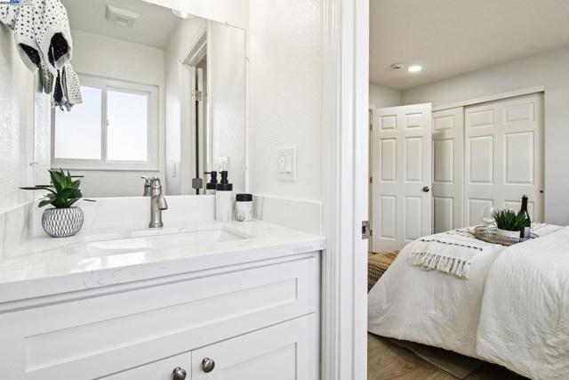 35593 Cleremont Dr, Newark CA: https://media.crmls.org/mediaz/88390305-d65e-4016-b347-75dab80948c0.jpg