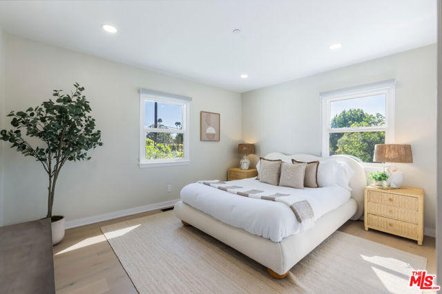 Drew Fenton | 509 Wynola Street Pacific Palisades CA | MLS: 7365865 Drew Fenton | 509 Wynola Street Pacific Palisades CA | MLS: 7365865