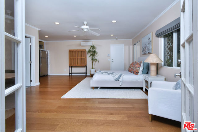 4177 KESTER Avenue, Sherman Oaks CA: https://media.crmls.org/mediaz/88390f7c-cc66-48ee-941a-64665b7317f2.jpg