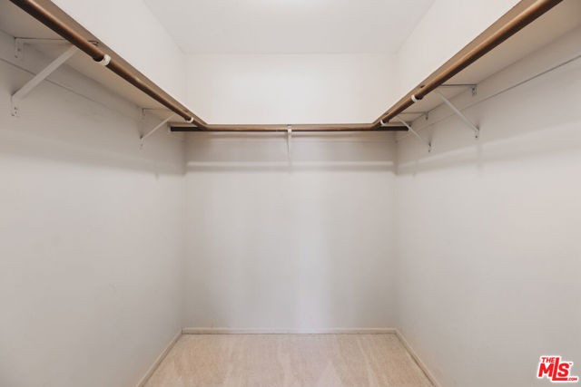 8180 Manitoba Street, Playa del Rey CA: https://media.crmls.org/mediaz/883a48b3-02be-43c3-8f0d-6d5772a10c4e.jpg