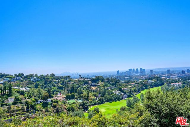 11287 Chalon Road, Los Angeles CA: https://media.crmls.org/mediaz/883af7dd-bc18-4d3a-97ae-647f54984dfe.jpg