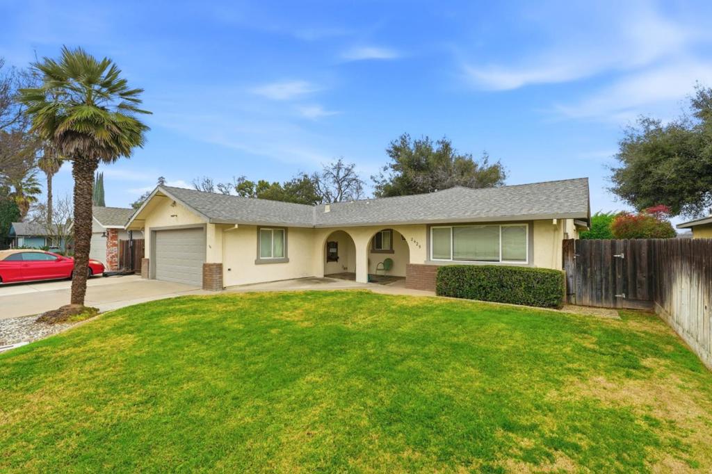 2425 Meadow Rue Drive